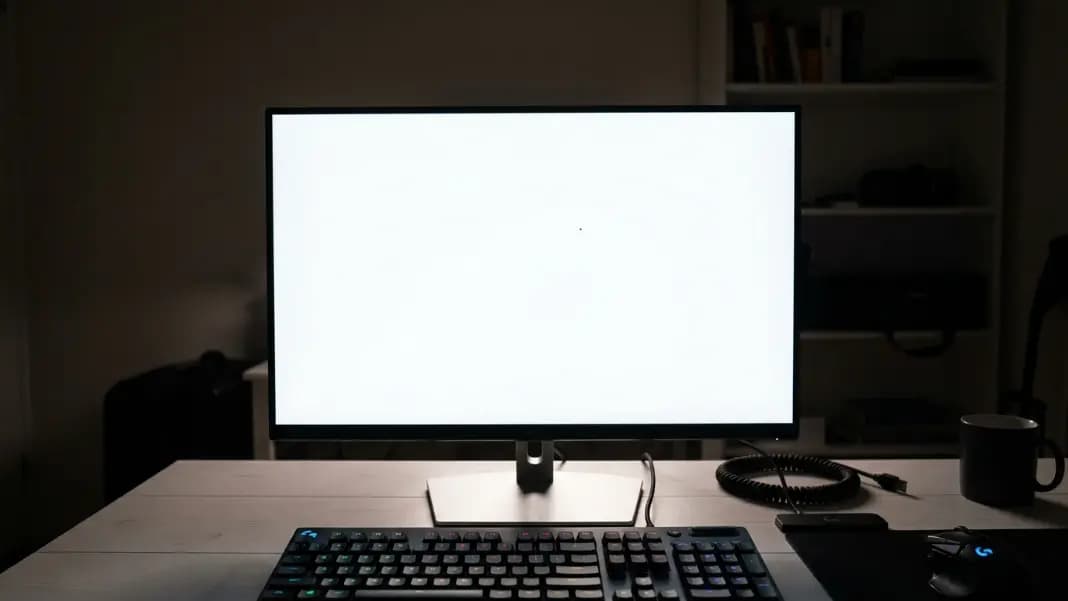 Dead Pixel on Monitor: How to Test and What Every Color Shows
